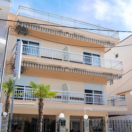 Μpasias Apartments Paralía Buitenkant foto